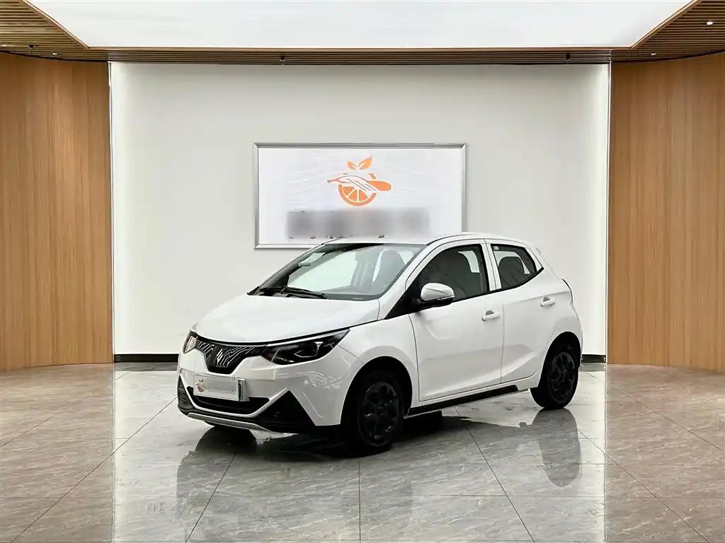 JMEV Xiaoqilin 2024 Low-Mileage Affordable Electric Sedan