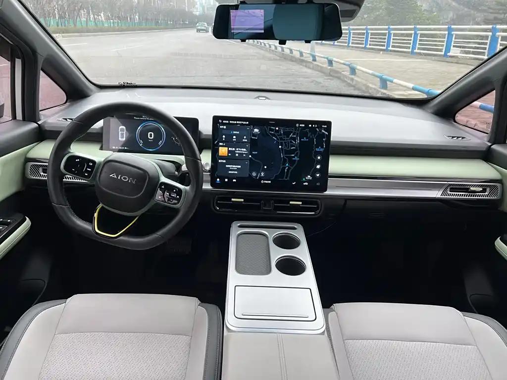 AION Y Plus 2022 White Best Electric SUV