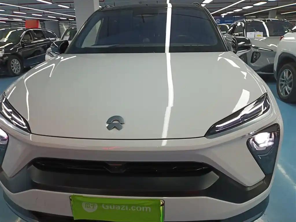NIO ES6 2021 White China’s New Energy Vehicle