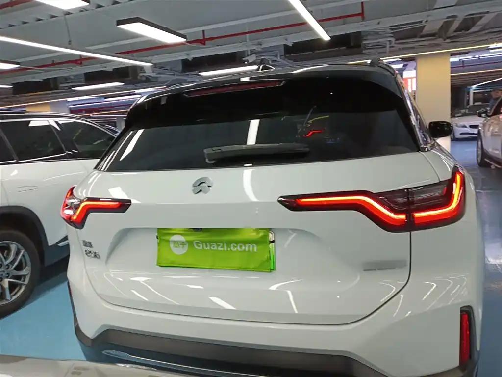NIO ES6 2021 White China’s New Energy Vehicle