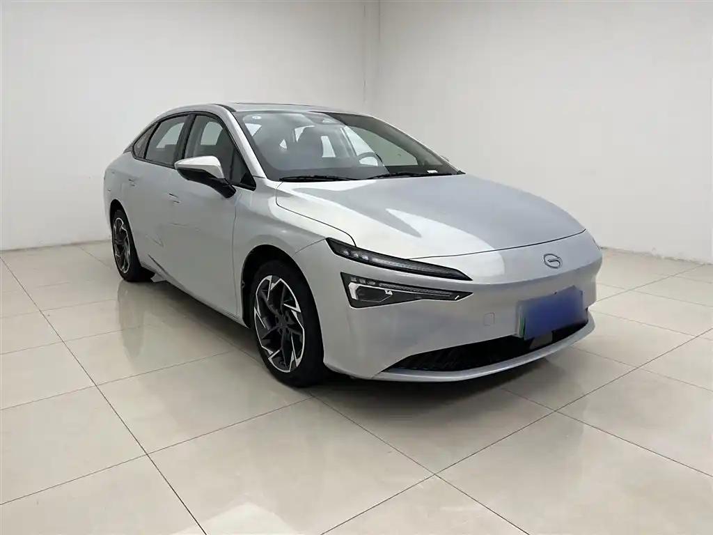 AION ES 2024 Electric Sedan Luxury with Panoramic Sunroof