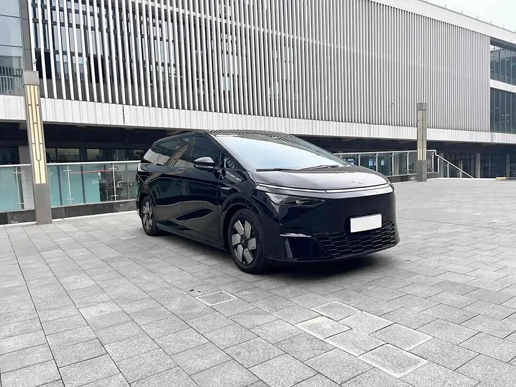 Xpeng X9 2024 Best Electric Car with Panoramic Sunroof