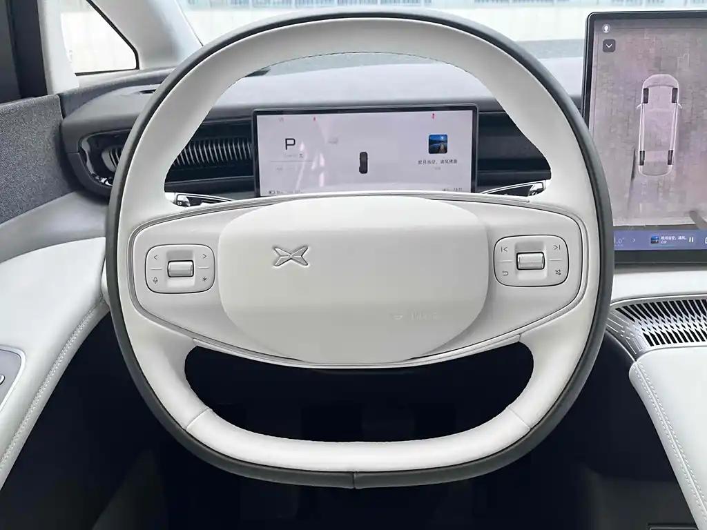 Xpeng X9 2024 Best Electric Car with Panoramic Sunroof