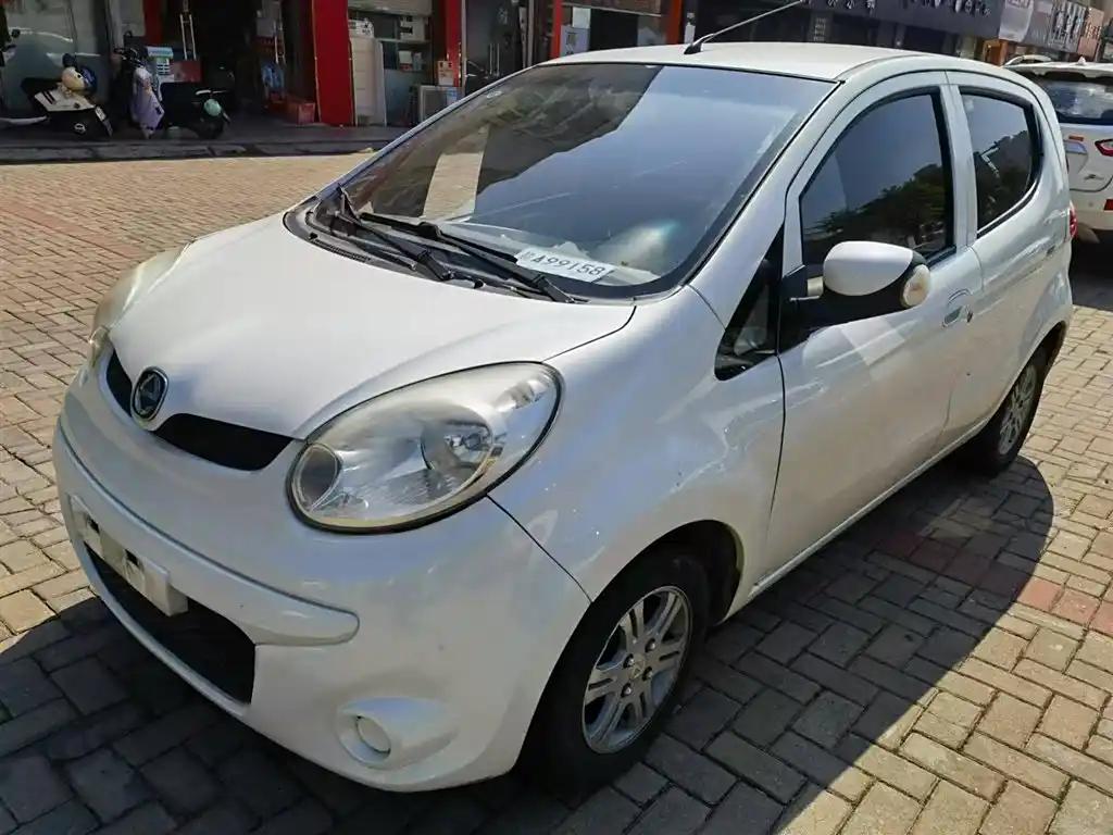 JMEV E200L 2018 White China Electric Car Affordable