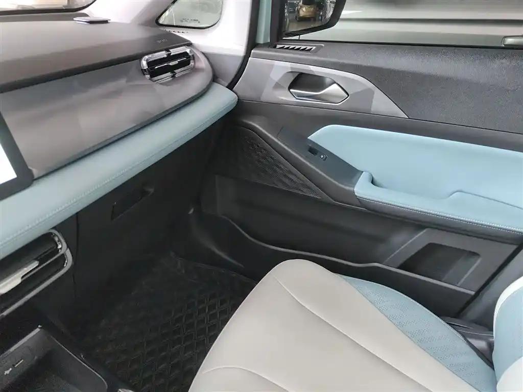 Geely Geometry E 2023 5 Seater Electric SUV