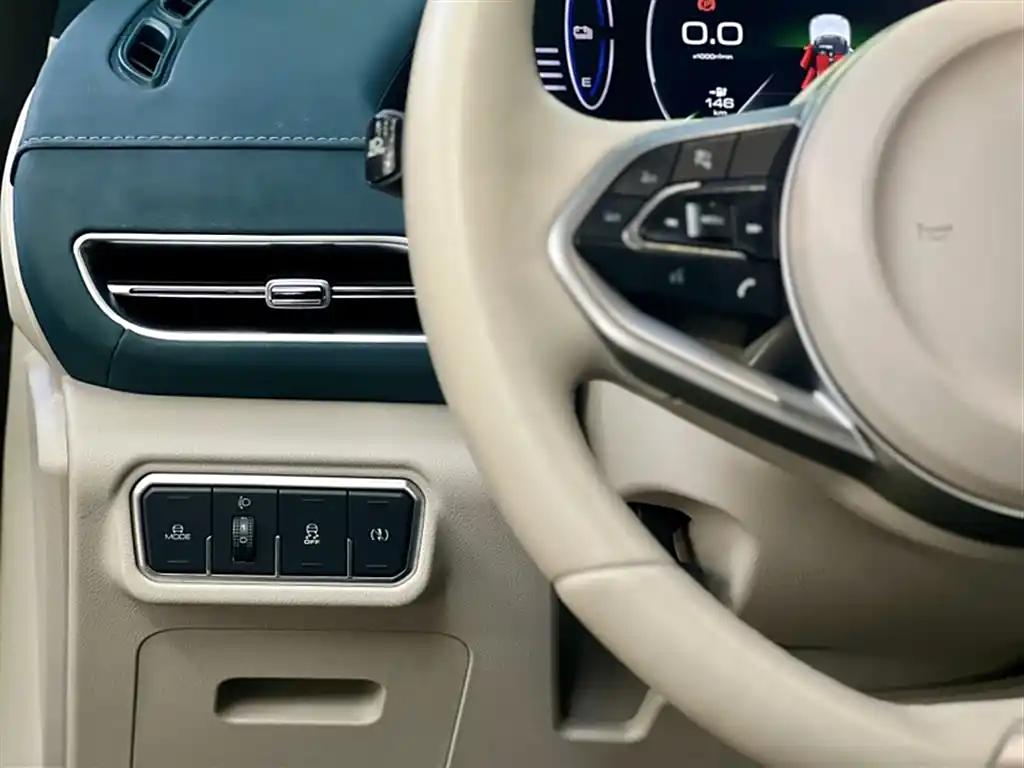 ORA Good Cat 2021 Cute 5-Seat Electric City Car Used