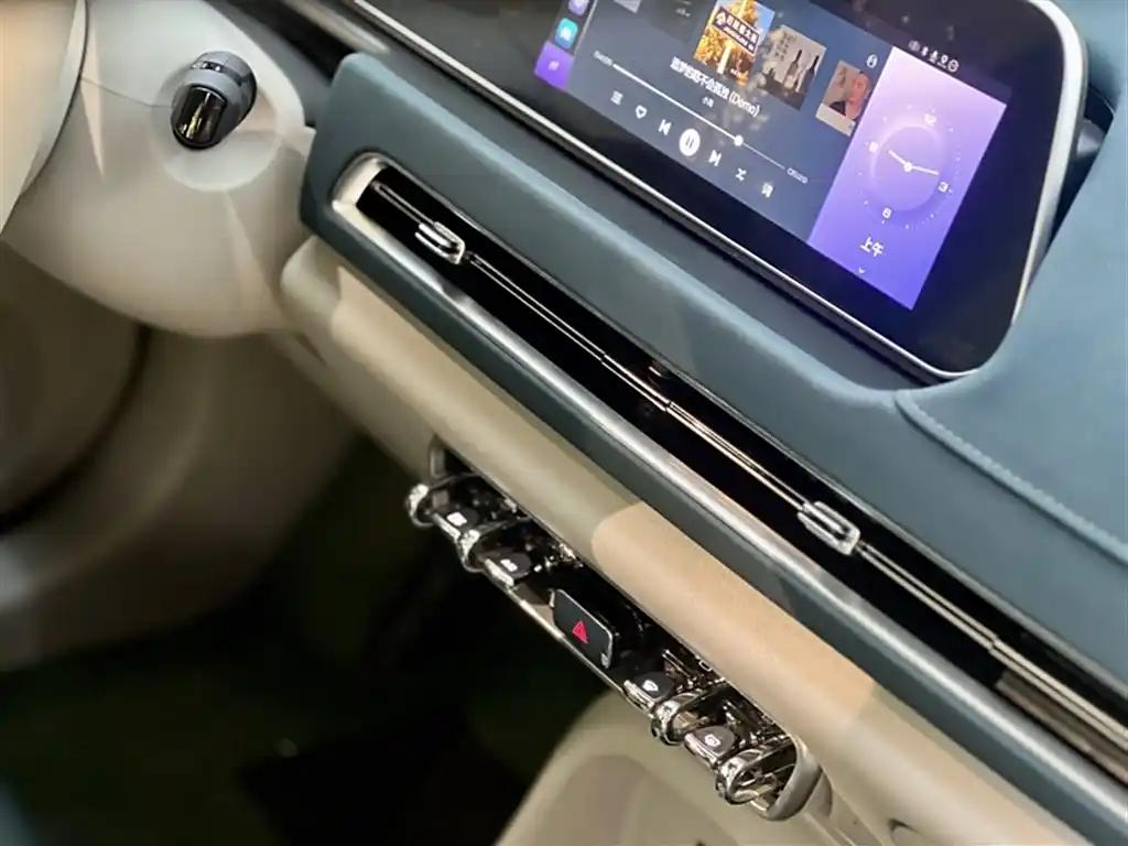 ORA Good Cat 2021 Cute 5-Seat Electric City Car Used