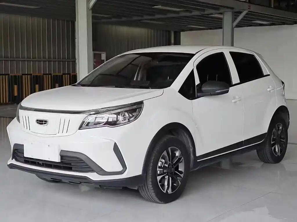 Geely Geometry EX3 Kungfu Cow 2022 White Compact Electric SUV