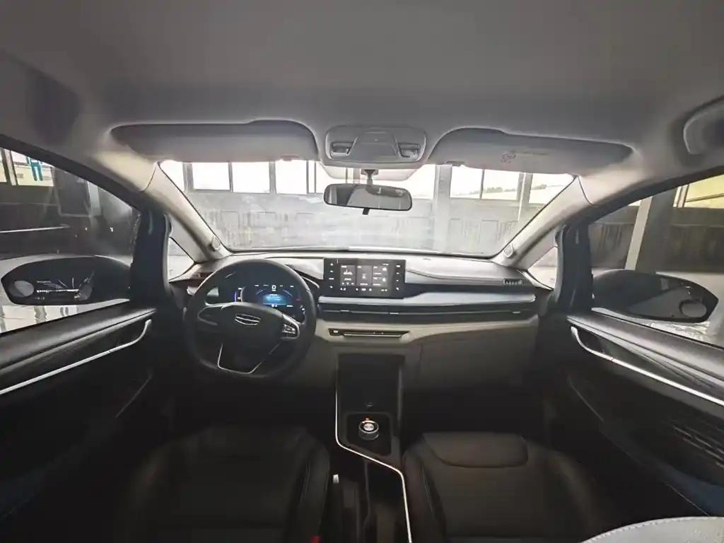 Geely Geometry EX3 Kungfu Cow 2022 White Compact Electric SUV