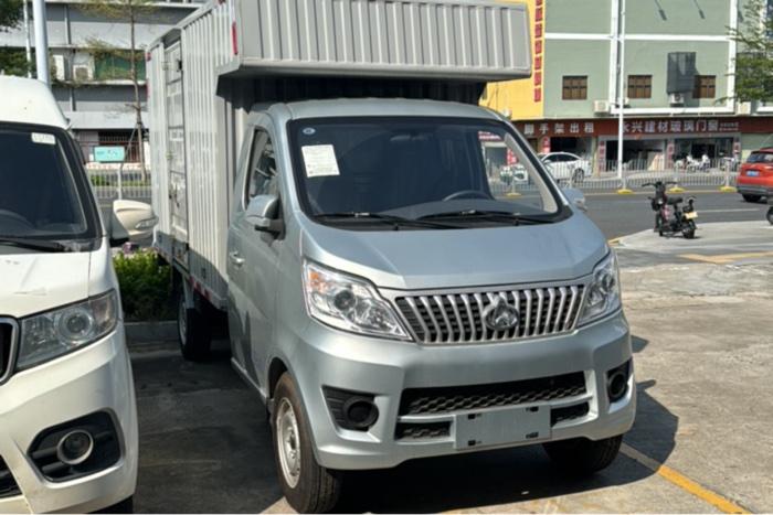 Shenqi T10EV 2024 Reliable Chinese Electric Vehicle Truck Low Mileage