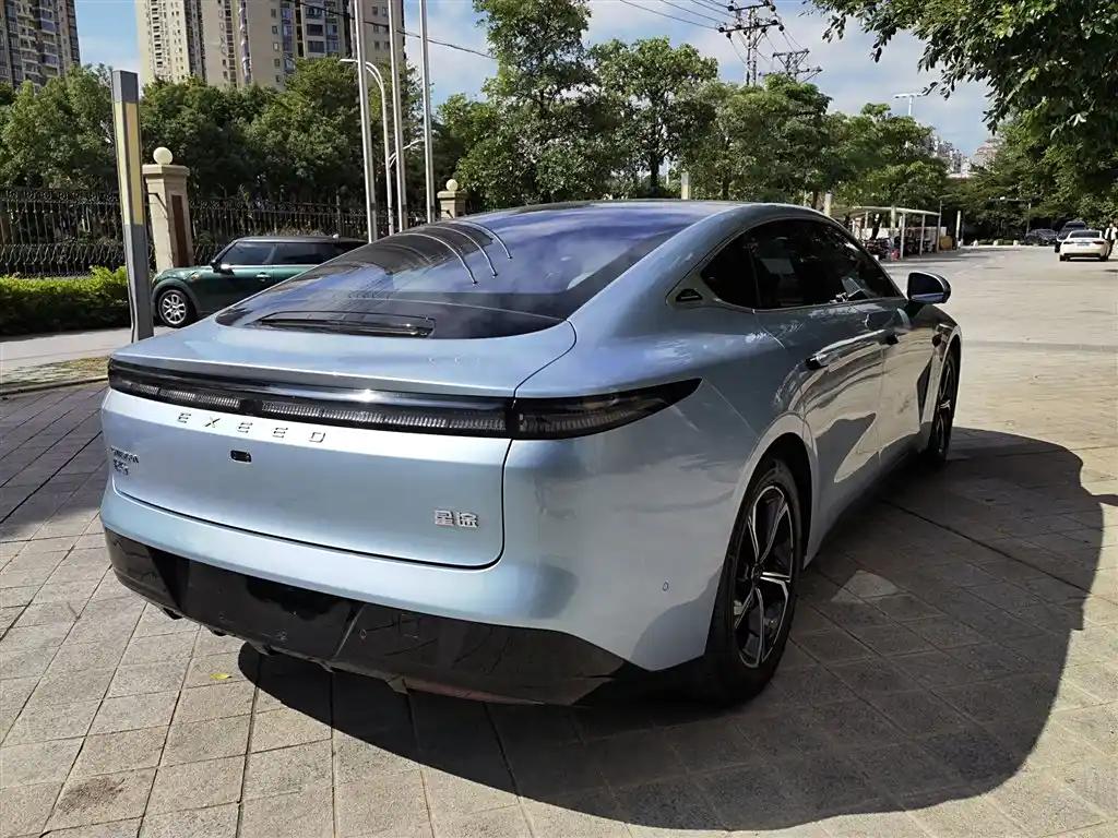 EXEED Sterra ES 2024 Blue Electric Sedan Luxury with Panoramic Sunroof