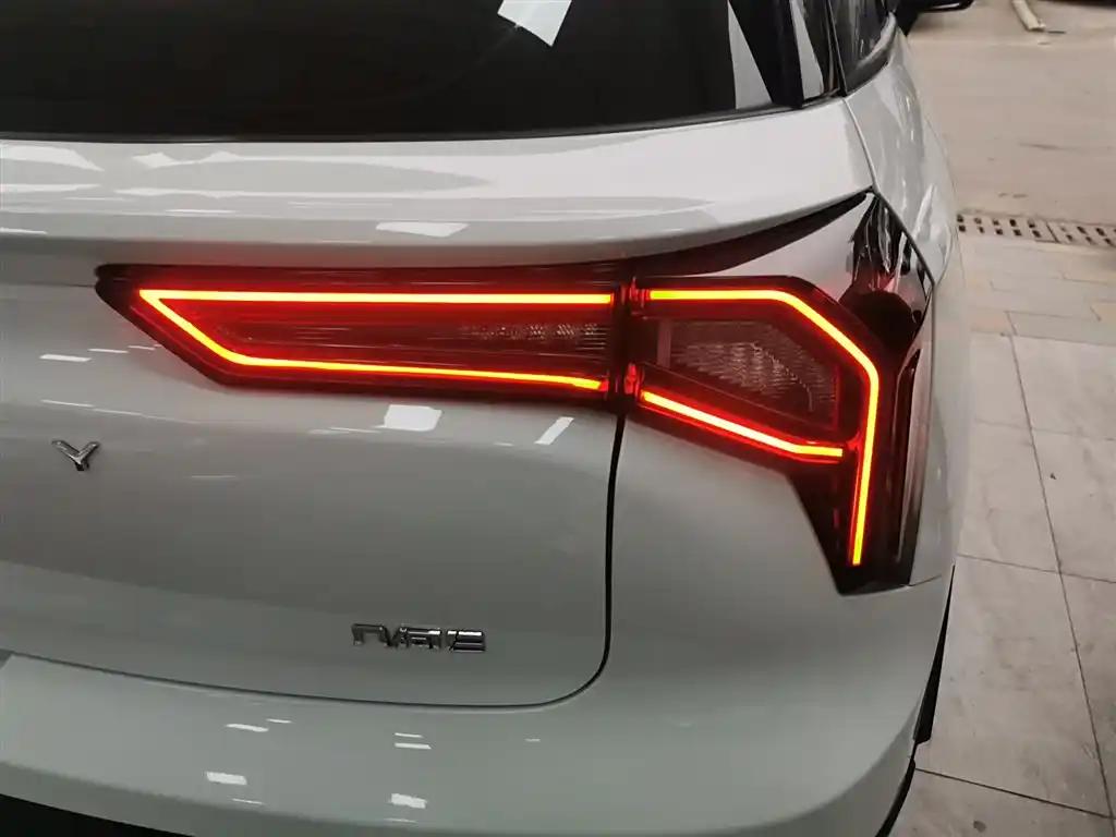 Geely Geometry E 2023 White Best Electric SUV