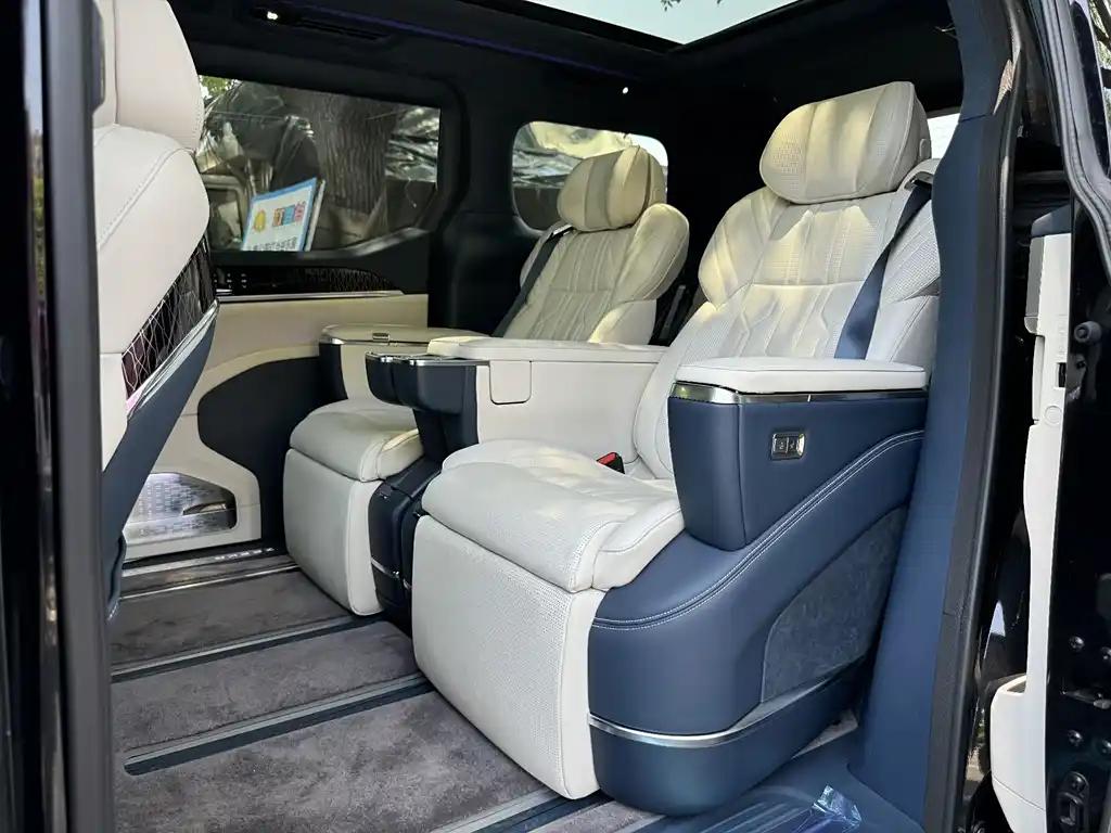 ZEEKR 009 2023 Black Premium Electric MPV SUV