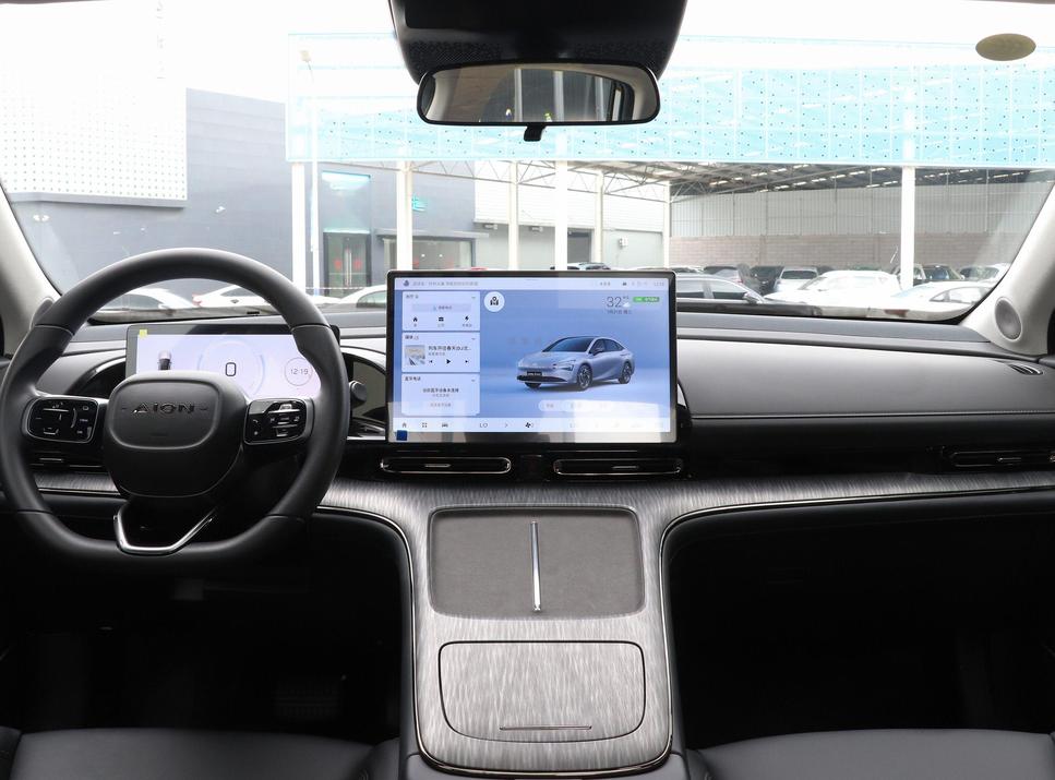 AION 2025 S Max China New Energy Vehicles