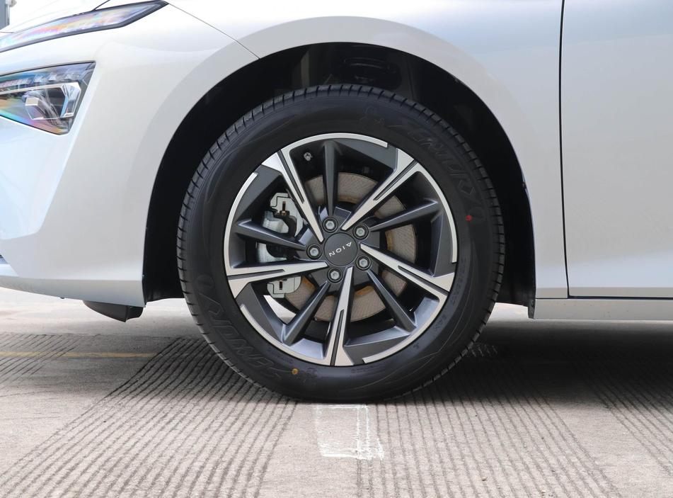 AION 2025 S Max China New Energy Vehicles