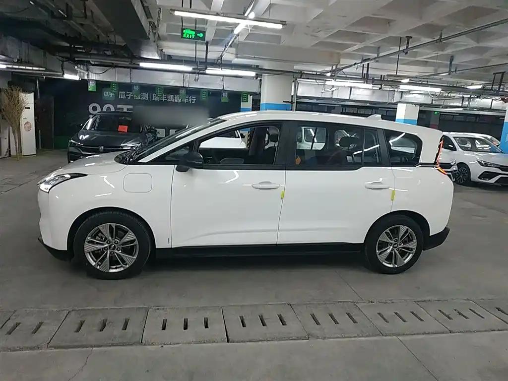 Bestune NAT Pro 2024 Advanced 5-Seater Electric MPV SUV Export