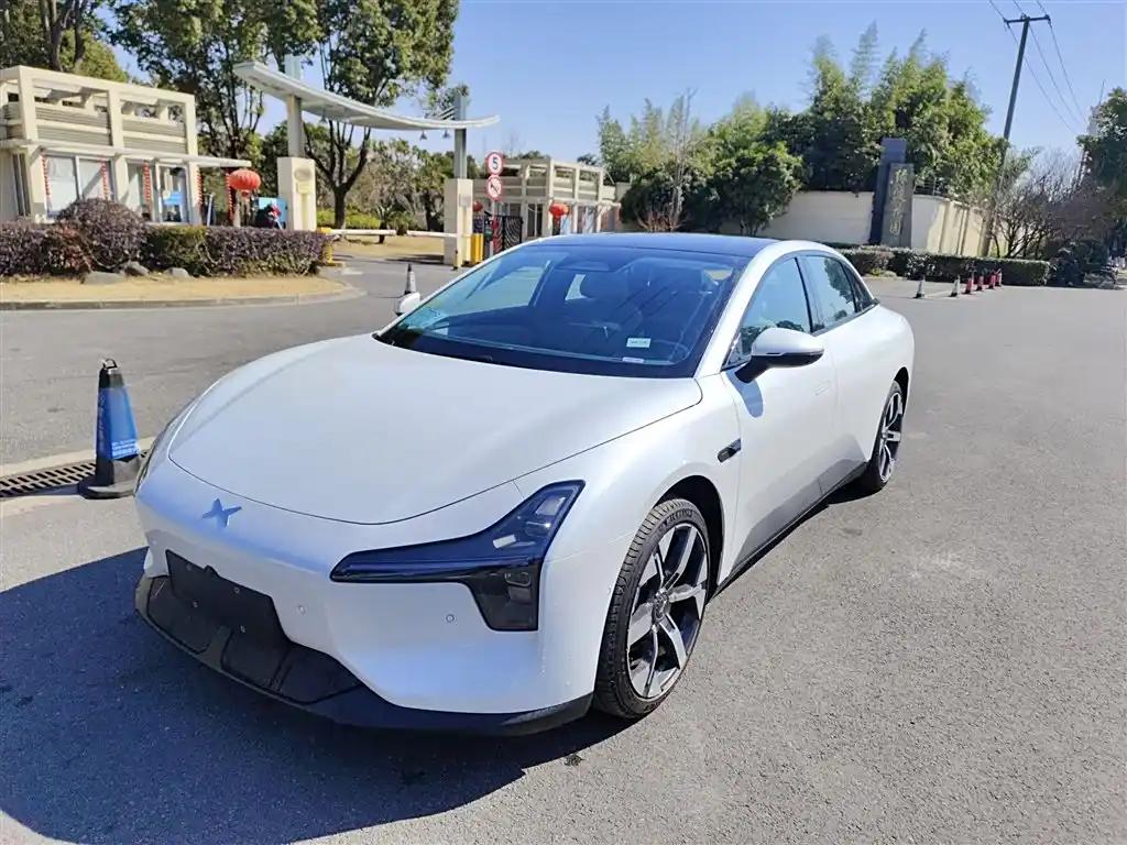 White 2025 XPeng Mona M03 620 Electric Sedan Luxury