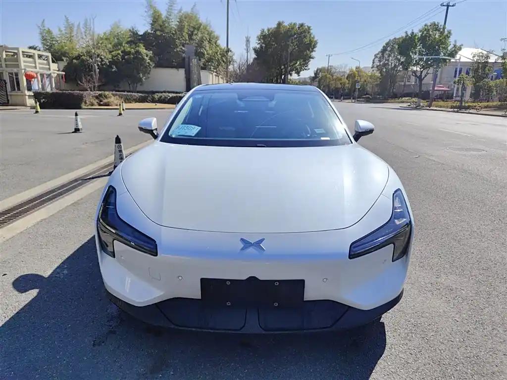 White 2025 XPeng Mona M03 620 Electric Sedan Luxury