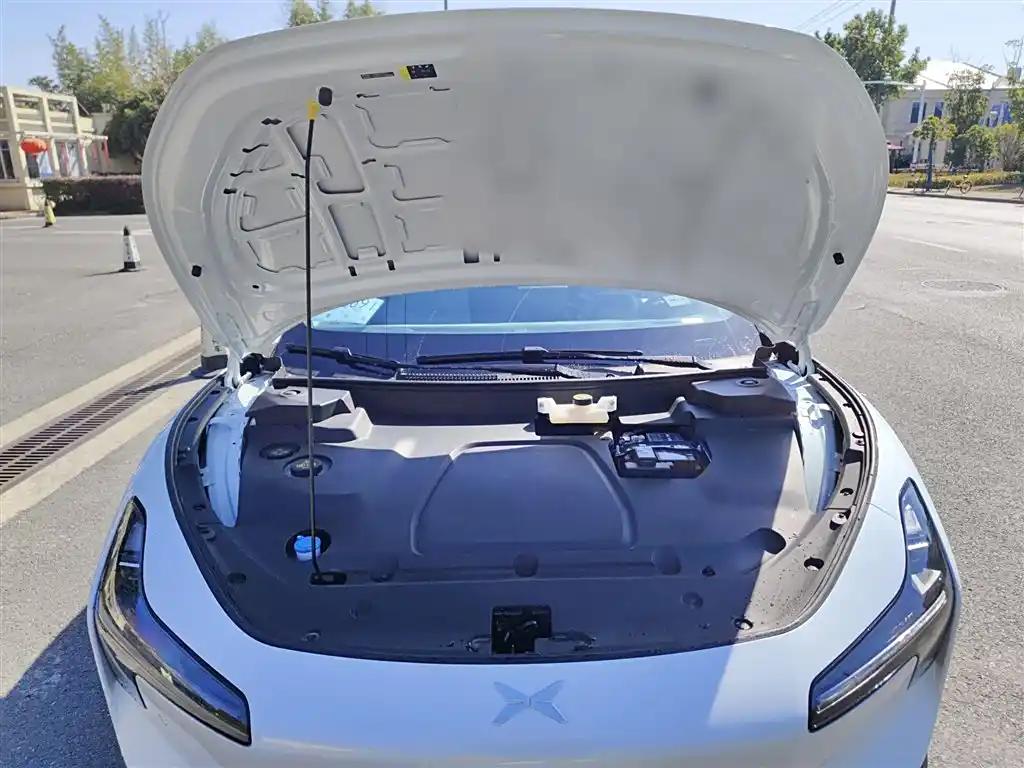 White 2025 XPeng Mona M03 620 Electric Sedan Luxury