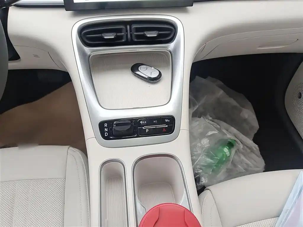 Geely Xingyuan 2025 Tiny Electric Cars for Adults