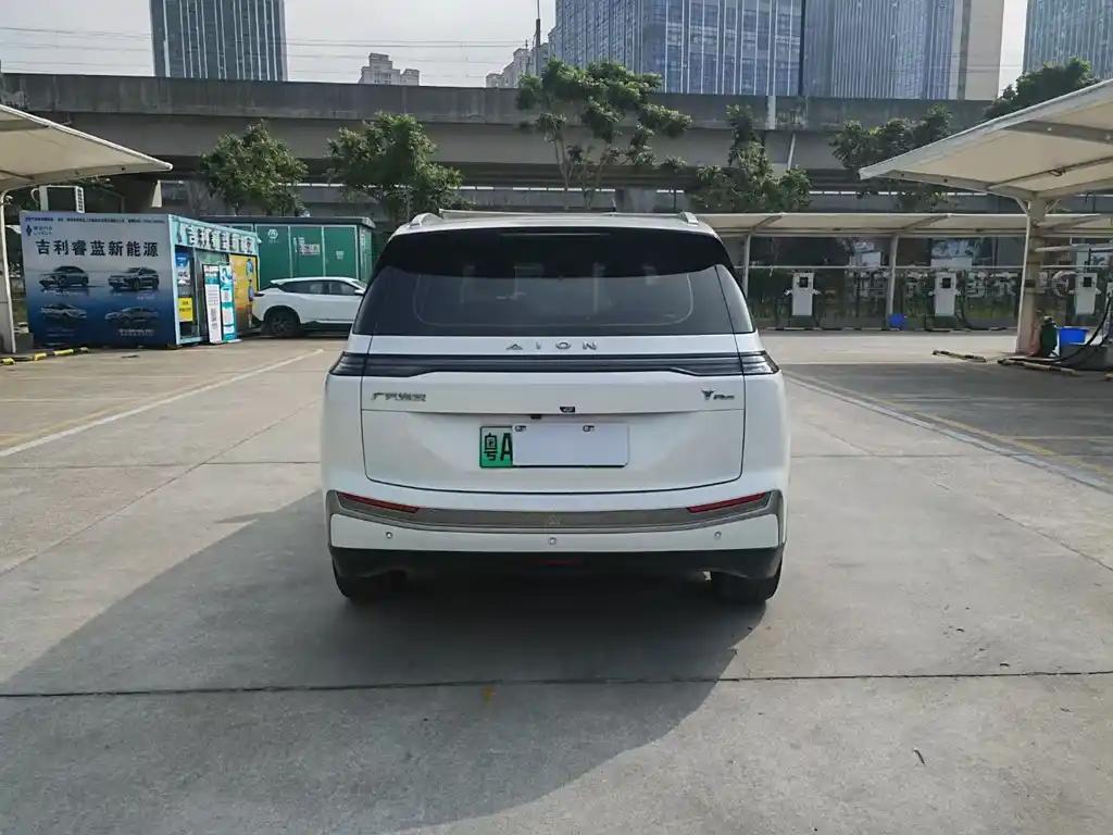 AION Y 2023 White Affordable Electric SUV