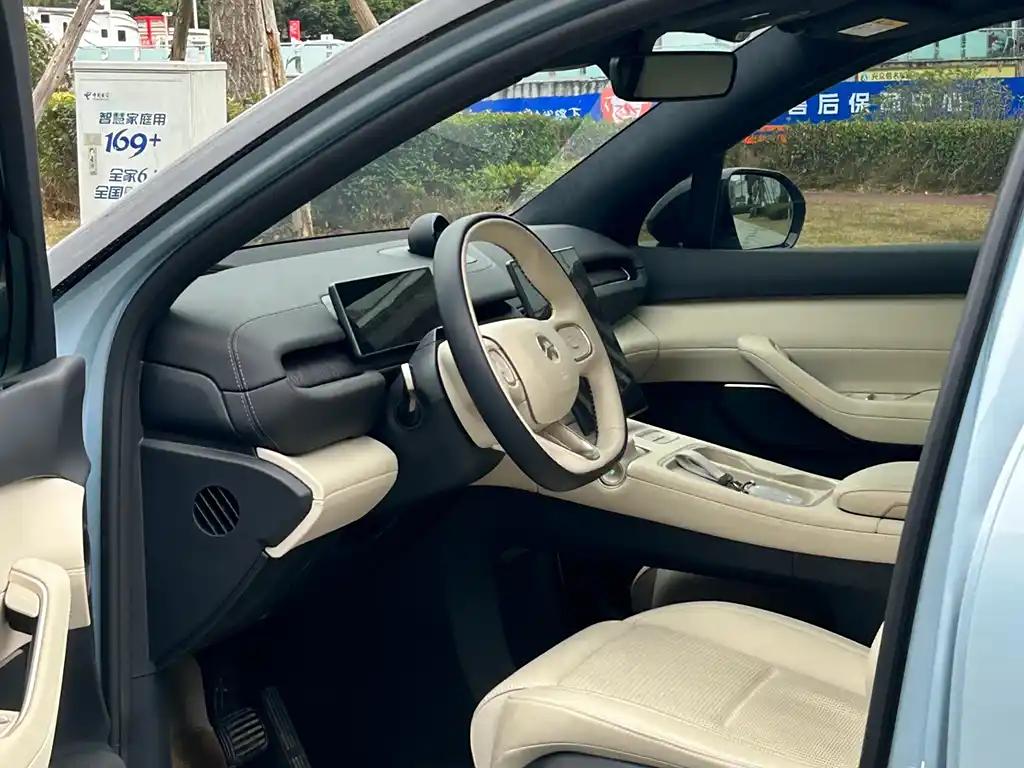 NIO ES6 2023 Luxurious Chinese Electric SUV with GPS