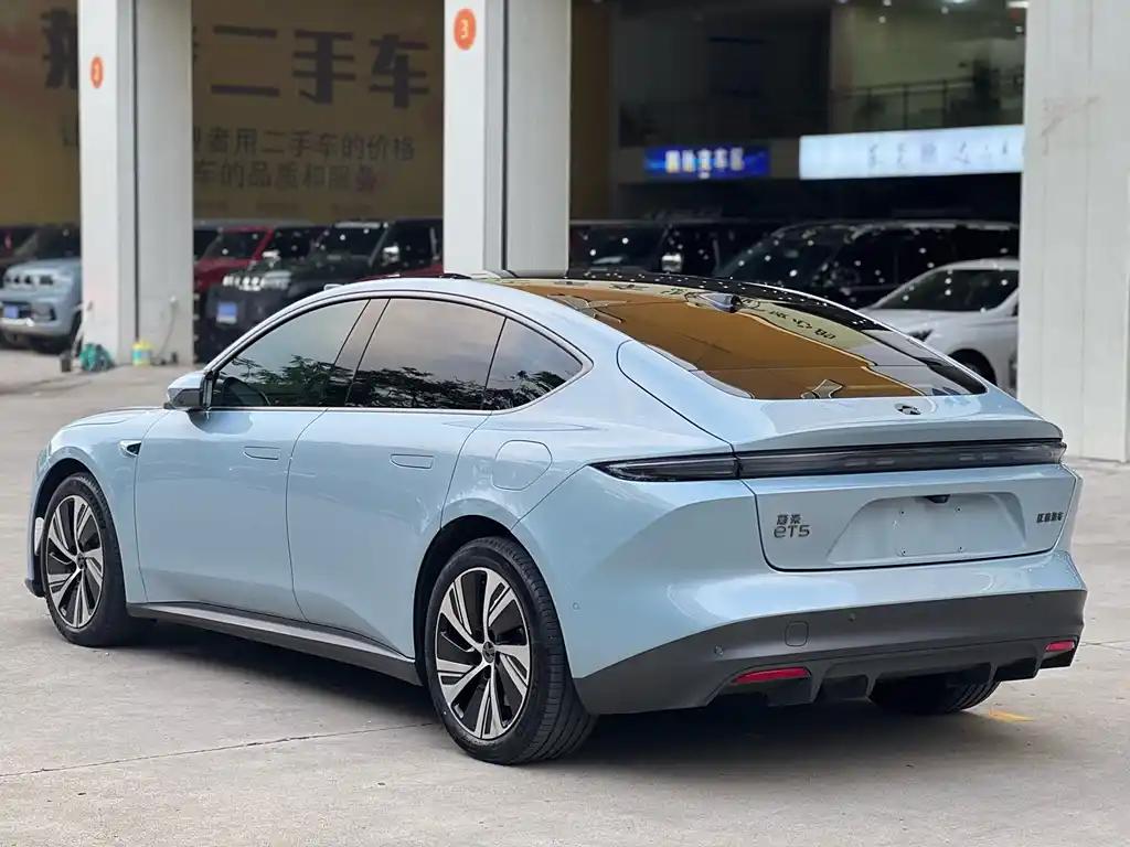 NIO ET5 2023 Luxurious Chinese Green Energy Vehicles