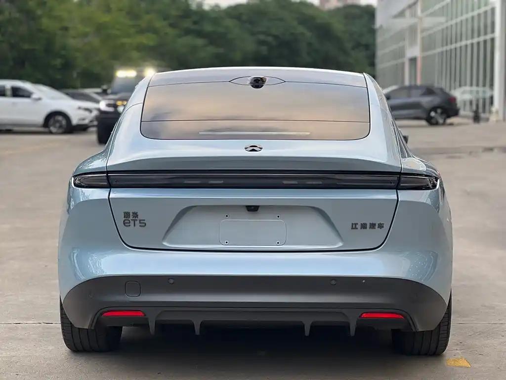 NIO ET5 2023 Luxurious Chinese Green Energy Vehicles