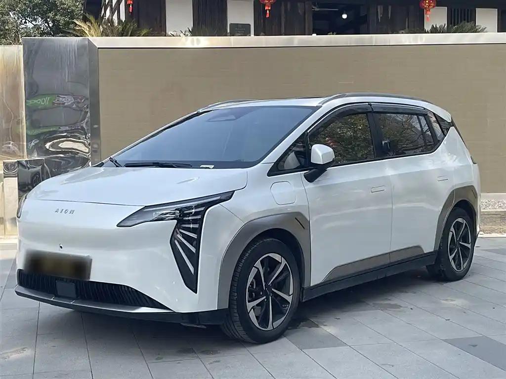 AION Y 2023 White China EV Electric Vehicle