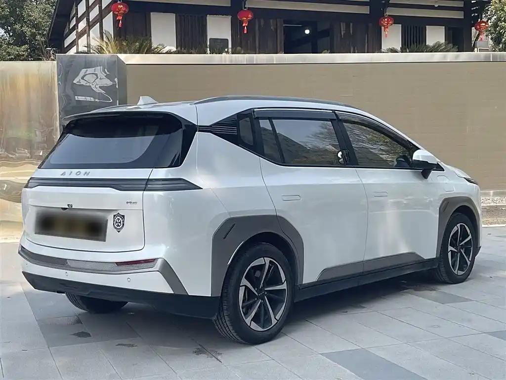 AION Y 2023 White China EV Electric Vehicle