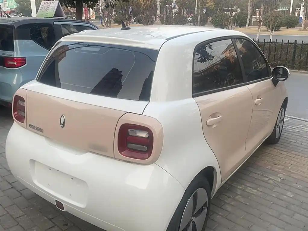 China 2021 ORA Black Cat Affordable Electric Sedans