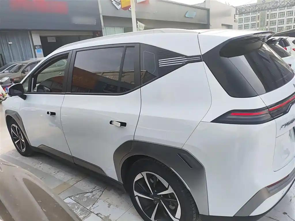 AION Y 2023 Reliable Chinese Electric SUV with Panoramic Sunroof