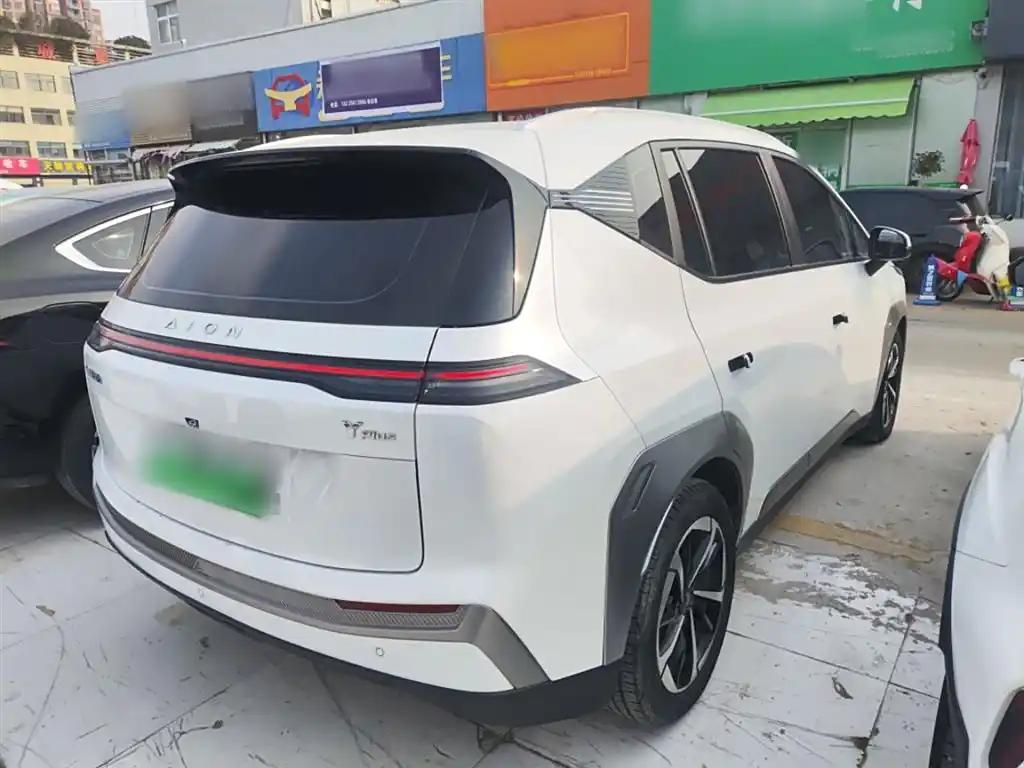 AION Y 2023 Reliable Chinese Electric SUV with Panoramic Sunroof