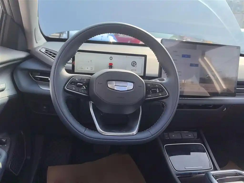 Geely Geometry G6 2023 Premium Electric Sedan Luxury