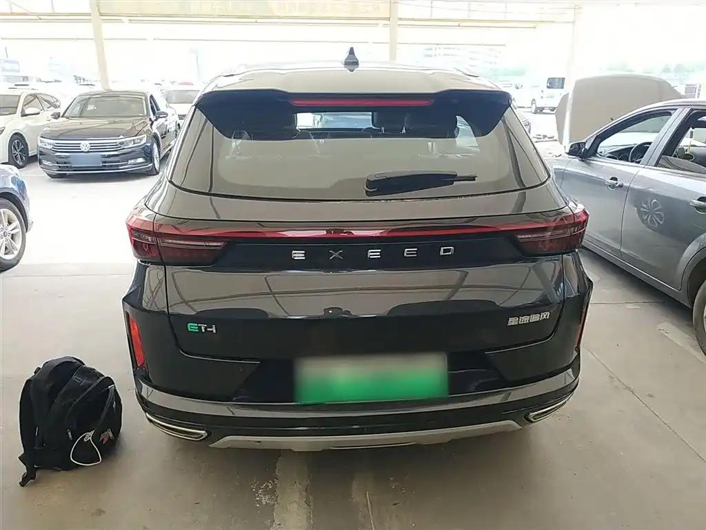 Black 2023 Exeed RX PHEV Premium Compact Electric SUV