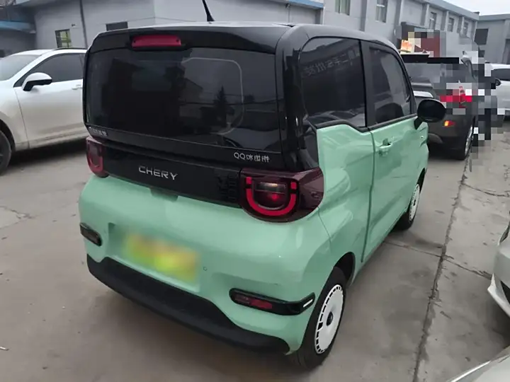 Chery QQ Ice Cream 2024 China Tiny Electric Car for Adults