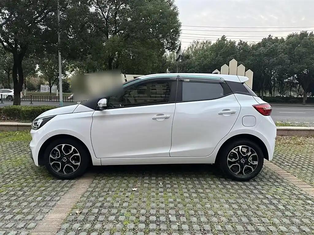 JMEV EV3 2022 Premium White New Energy Vehicle in China