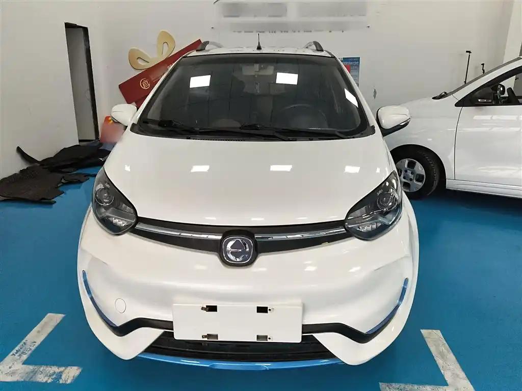 JMEV E200N 2019 Reliable Chinese White Electric Sedan