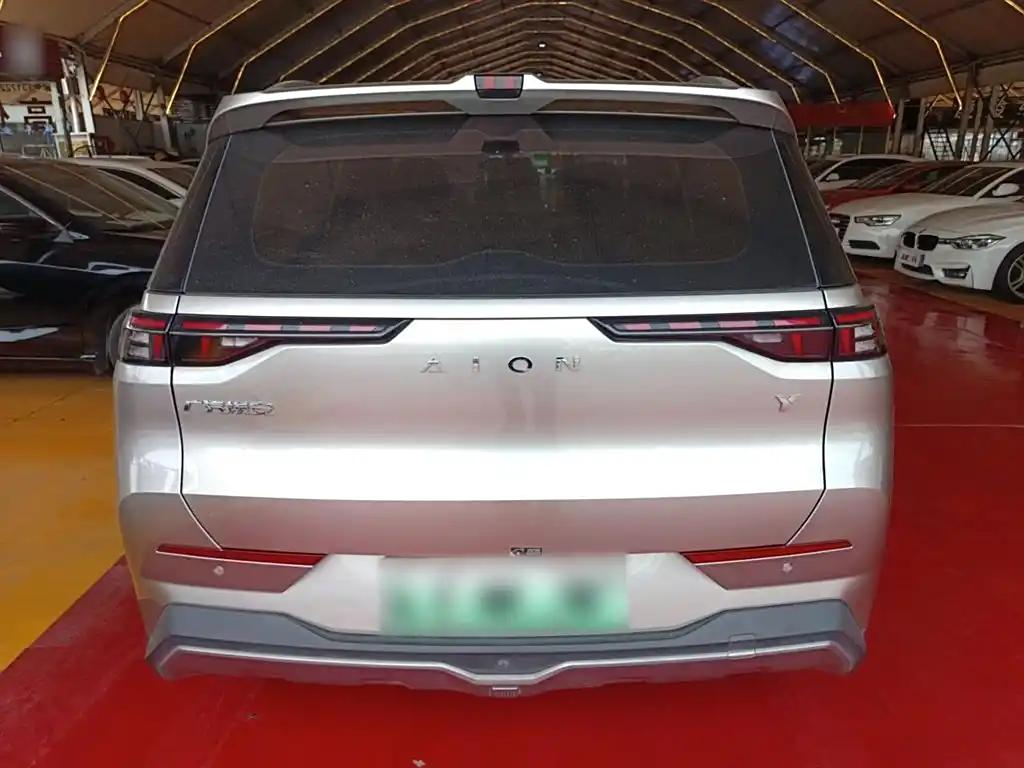 2022 AION Y Export Silver Electric SUV Vehicles