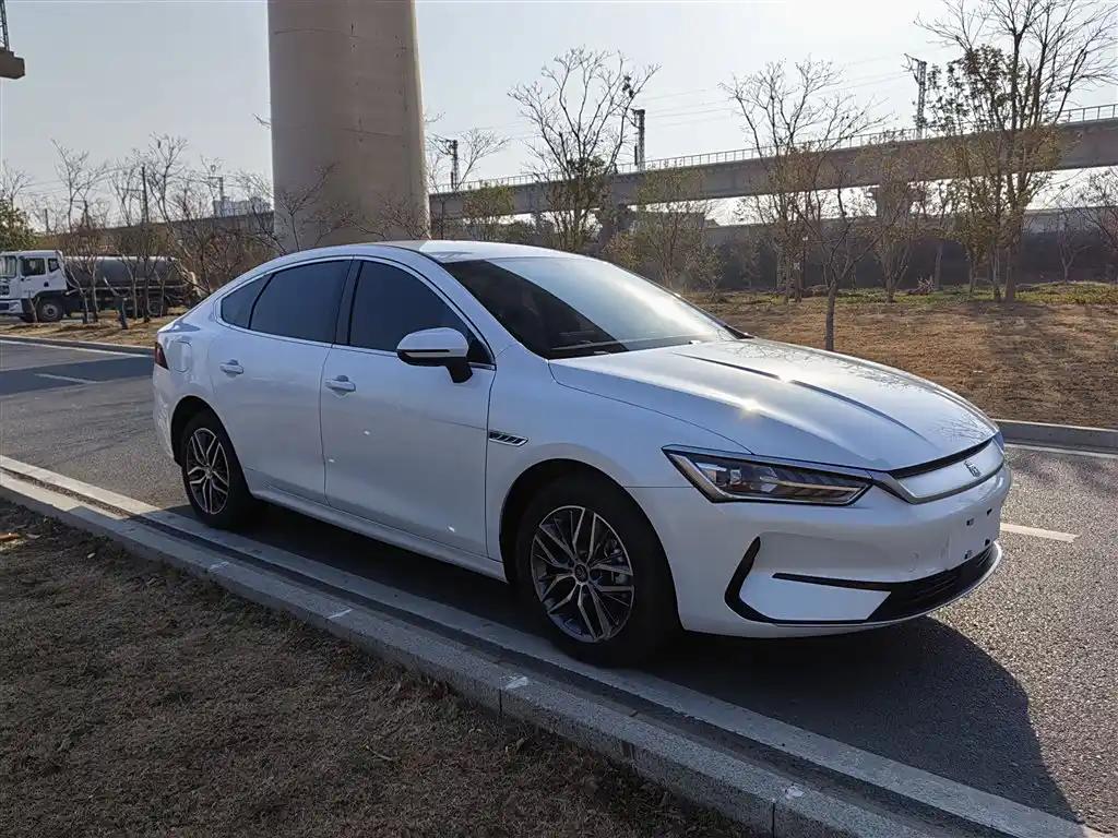 BYD Qin Plus 2023 White Electric Sedan in China