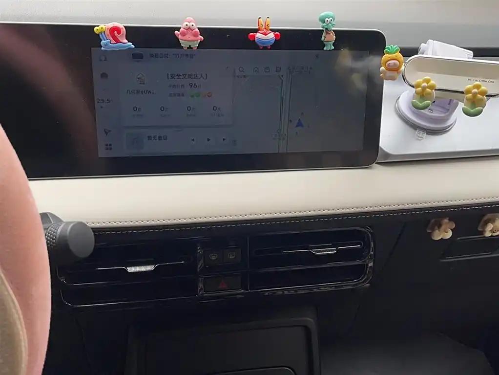 Geely Geometry E 2023 White Electric City Car in China