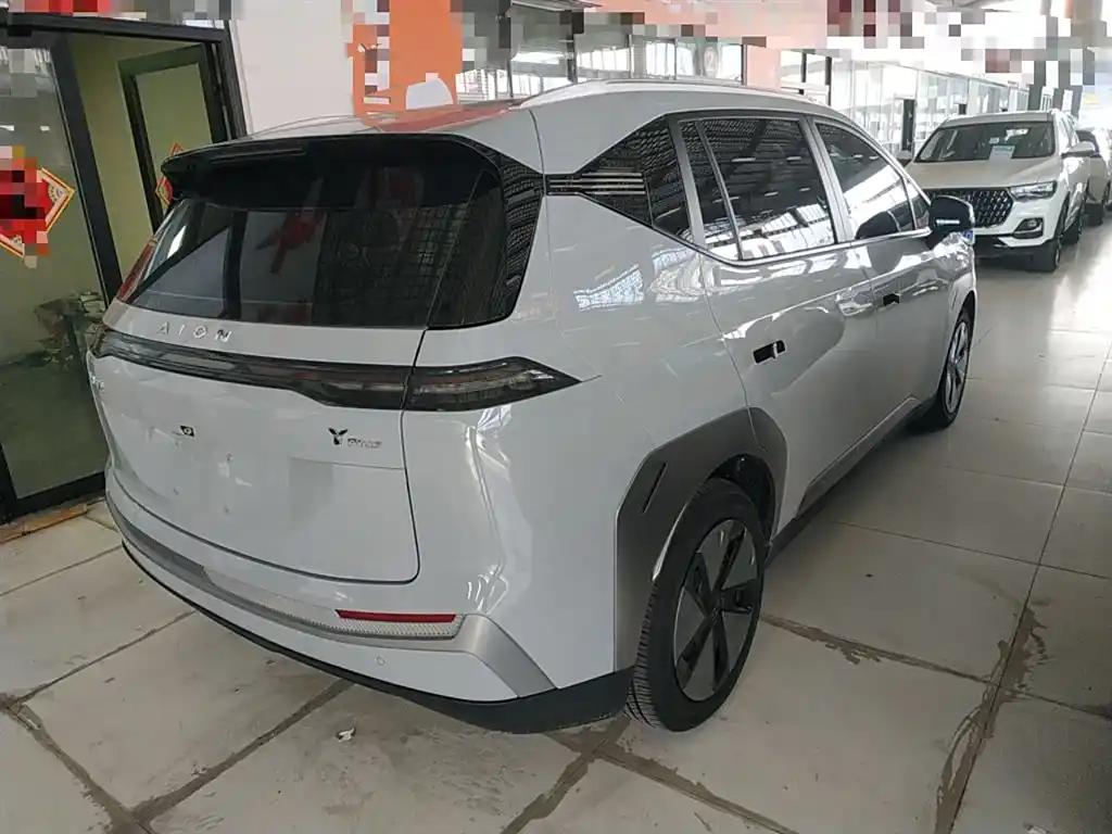 AION Y 2023 Low-Mileage Compact Electric SUV