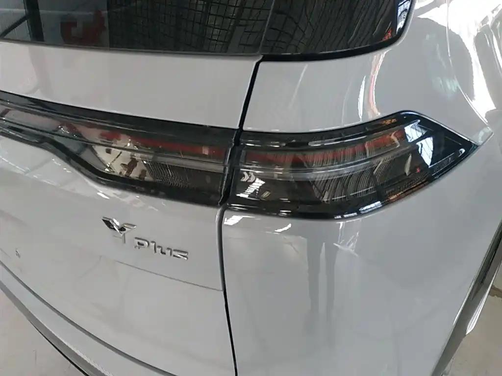 AION Y 2023 Low-Mileage Compact Electric SUV